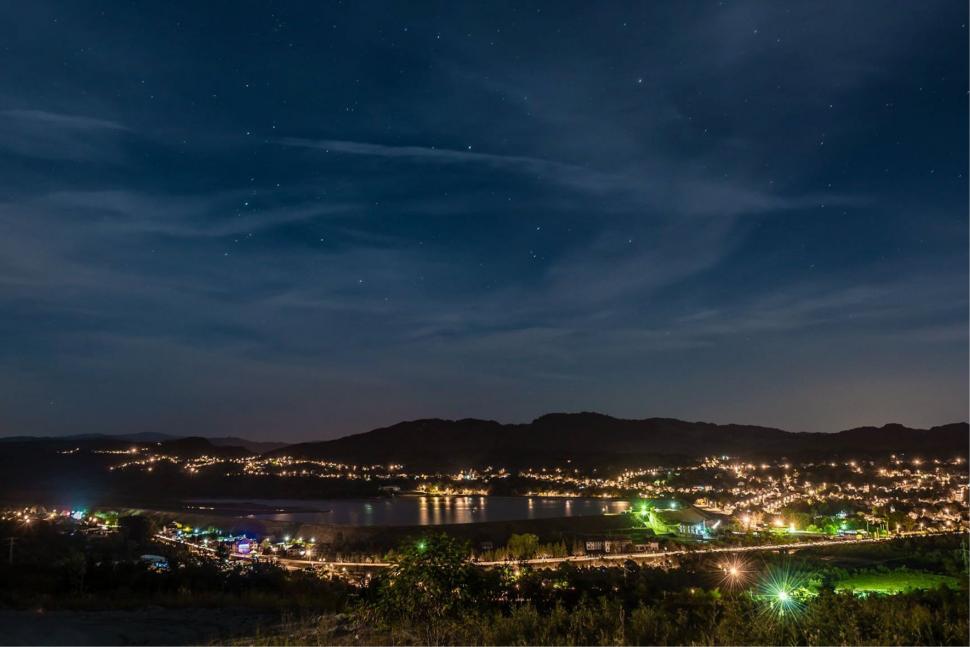 Orașul aflat la două ore de București unde preferă să se mute tot mai mulți tineri. Preţul unei case vechi porneşte de la 30.000 de euro 890642