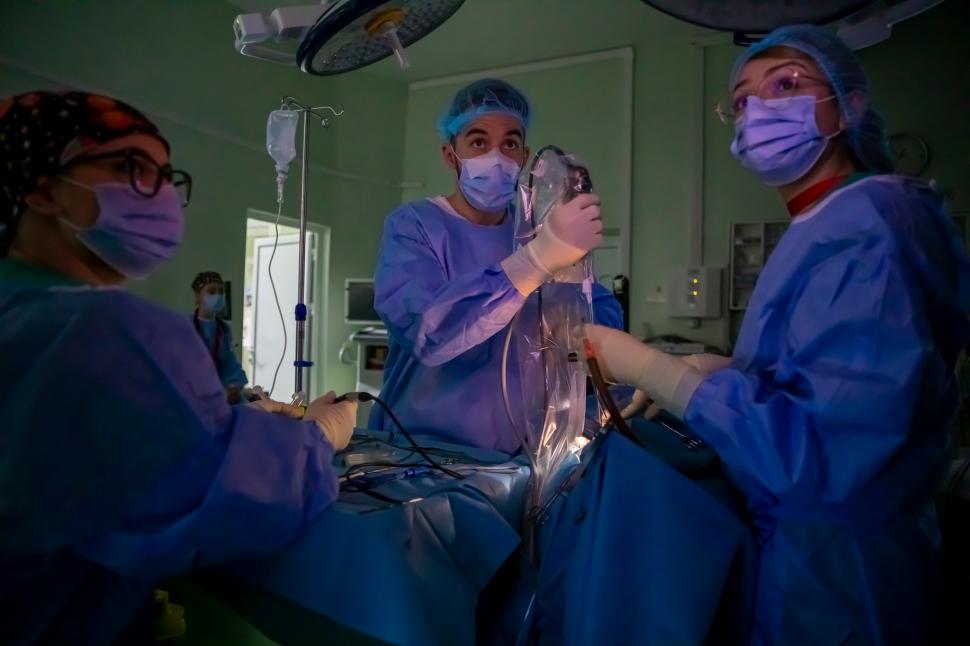 Prima operație pe creier prin pleoapă a avut loc la Spitalul Militar Central din Capitală 890931