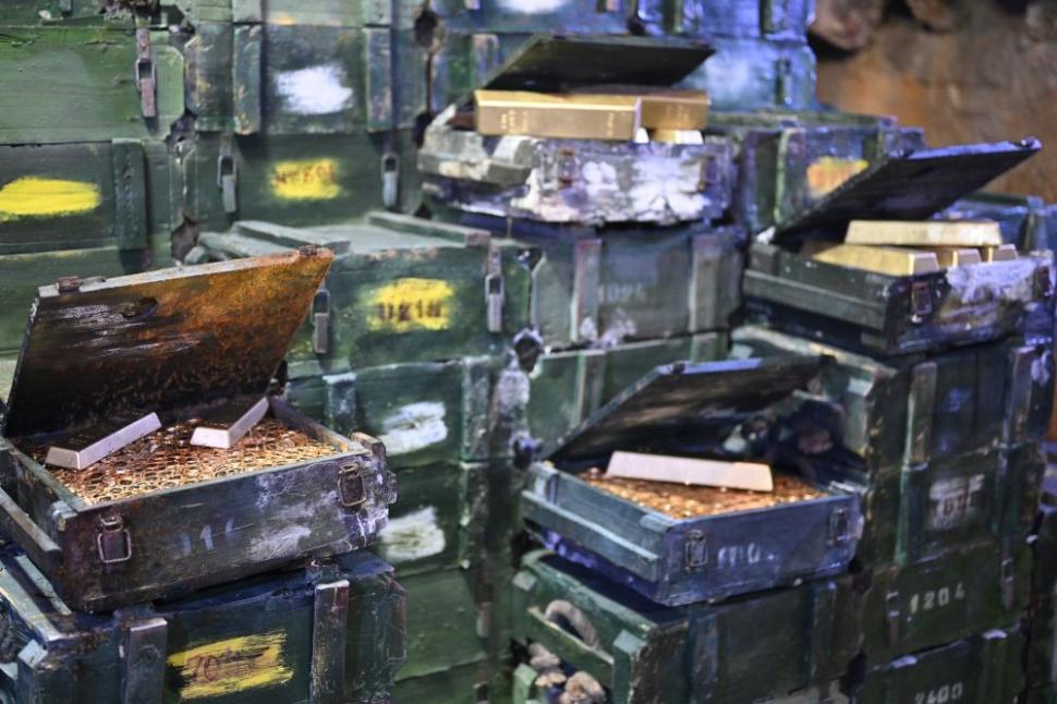 Locul din România unde au fost ascunse peste 200 de tone de aur. "S-au răsturnat câteva casete în râu, au fost recuperate până la ultima monedă" 891279