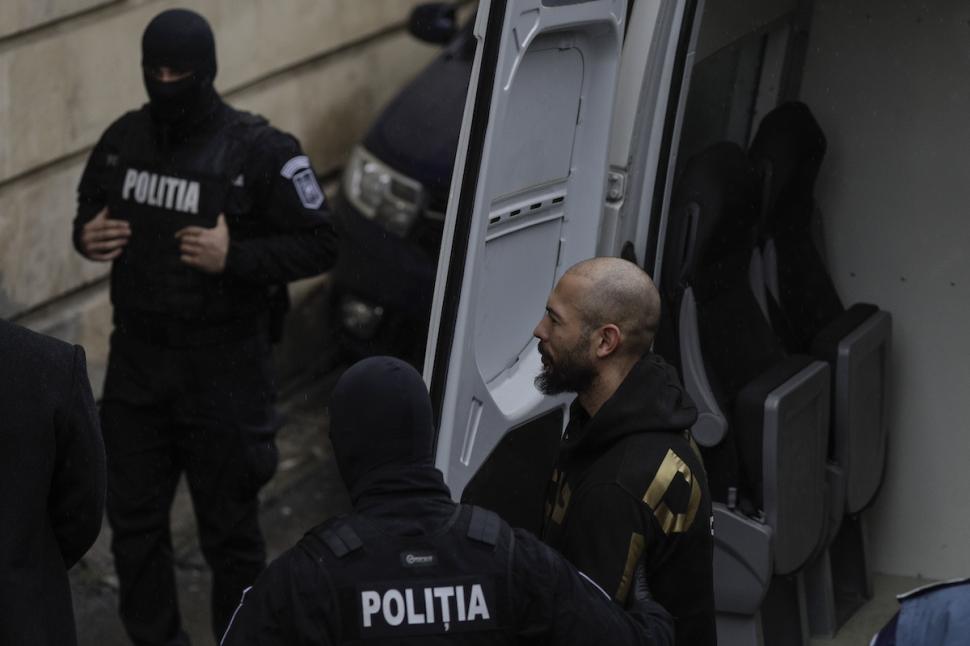 Frații Tate, reținuți din nou în baza unor mandate europene de arestare emise de Marea Britanie 891373