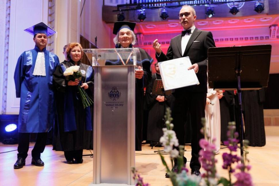 Neurochirurgul Leon Dănăilă, Doctor Honoris Causa la Universitatea de Vest din Arad: "Pentru mine, viața înseamnă ceilalți" 891318