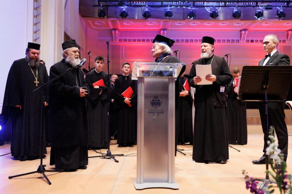 Neurochirurgul Leon Dănăilă, Doctor Honoris Causa la Universitatea de Vest din Arad: "Pentru mine, viața înseamnă ceilalți" 891323