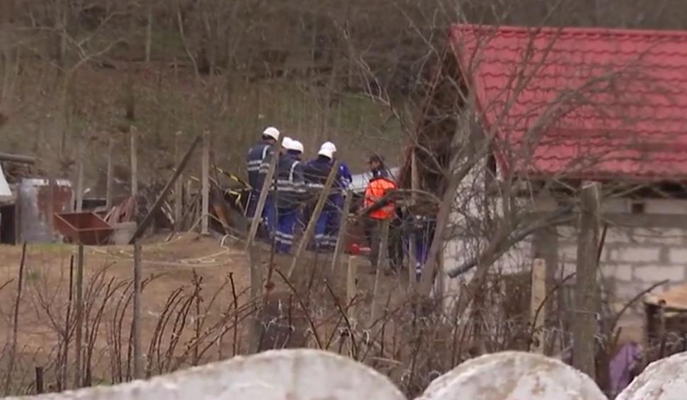 O firmă cere două milioane de lei pentru a face expertiza în Bâzdana, comuna care riscă să sară în aer | Reacţia Primăriei 892303