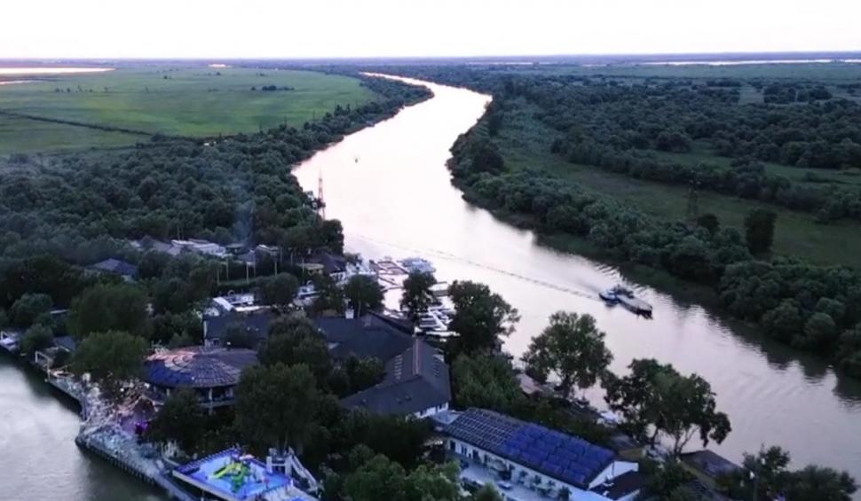 Paradisul dintre ape: Atmosferă de poveste şi bucate alese, într-o locaţie de vis din Delta Dunării 892322
