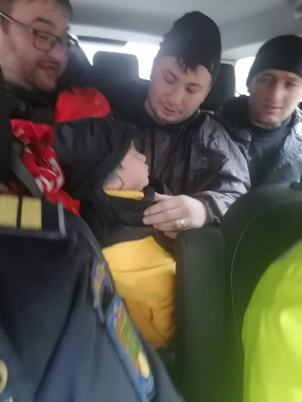 Ei sunt eroii zilei! Noi imagini cu Radu Aryan, după ce a fost găsit 892516