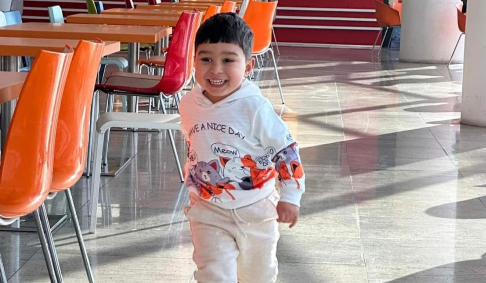 Peste 100 de persoane îl caută pe Aryan, băiețelul de doar doi ani dispărut la Botoșani 892357