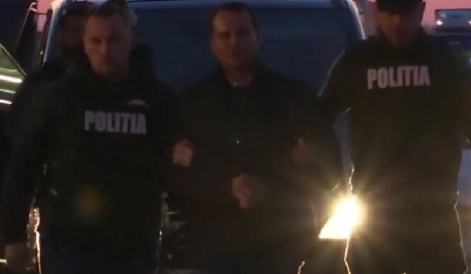 Cătălin Cherecheş, primarul fugar din Baia Mare, a fost adus în România pentru a-şi ispăşi pedeapsa 892698