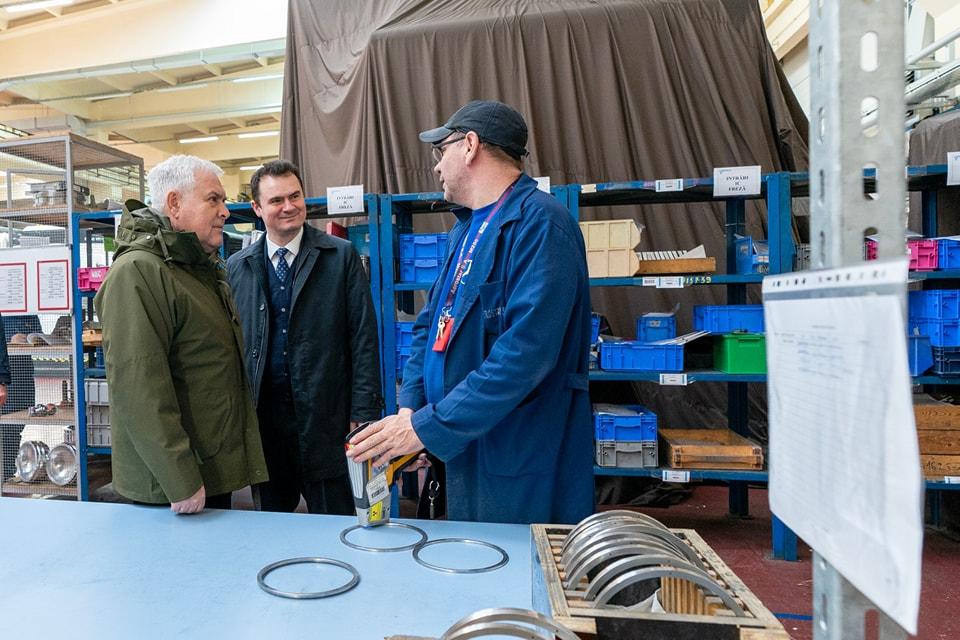 Angel Tîlvăr, ministrul Apărării: "Avioanele F-16 vor avea parte de mentenanță la cele mai înalte standarde" 892822