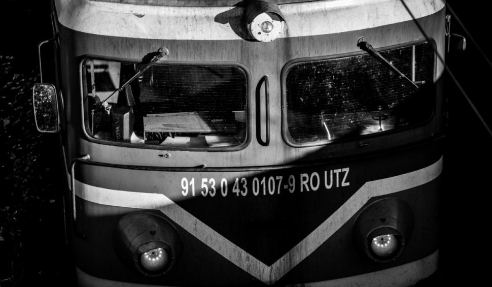 Accident feroviar grav în Vâlcea: Un bărbat a fost lovit mortal de tren, în localitatea Ionești