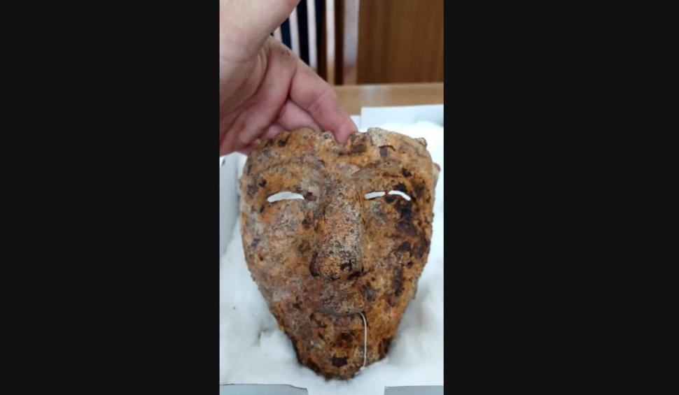 Recompensa primită de un bărbat după ce a găsit brățări de aur tracice cu un detector de metale: "Sunt mulțumit de sumă" 893177