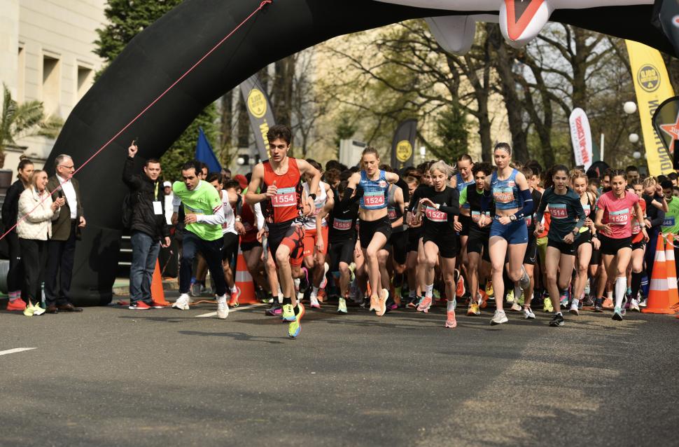 Sport, natură, aventură! Peste 800 de participanți așteptați la linia de start a Crosului USAMV 893300