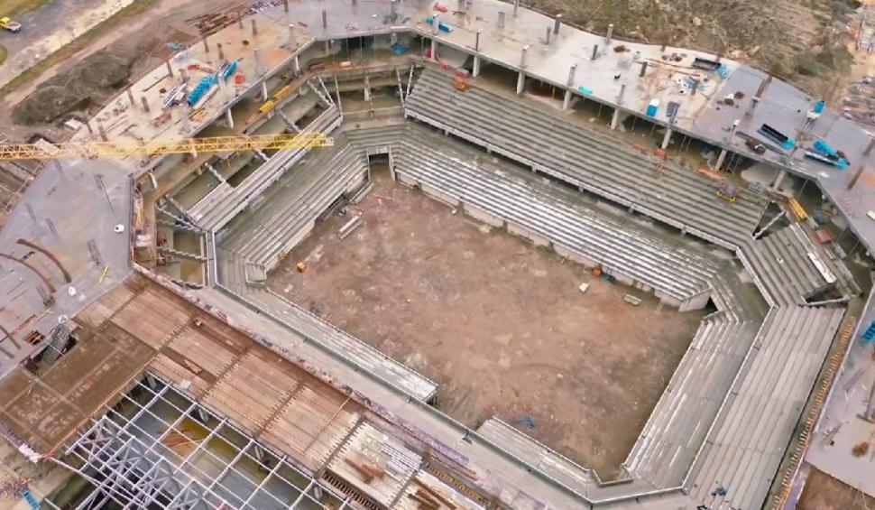Orașul în care se construiește cea mai mare Sală Polivalentă din România. Imagini de pe șantier cu grandioasa clădire 893462