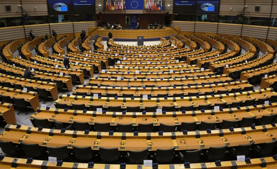 Veniturile lunare ale unui europarlamentar, din salariu, diurne și indemnizații | Ce pensie primesc aleșii europeni