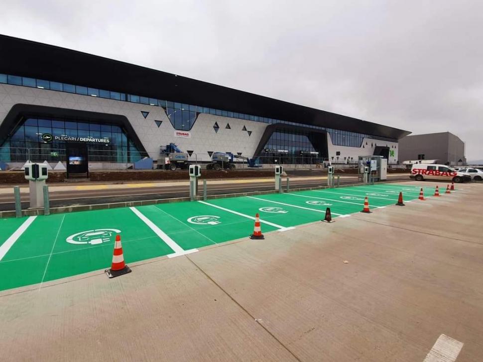 Încep cursele aeriene de pe terminalul nou al Aeroportului Iași. Data primul zbor Schengen | "Copiii trebuie să fie însoţiţi de documente adecvate" 893900