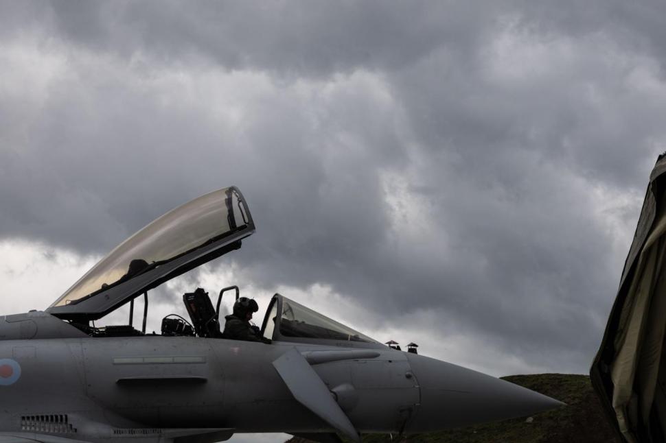 Șase avioane de luptă din Marea Britanie au sosit la Baza Mihail Kogălniceanu pentru o misiune de patru luni 894128