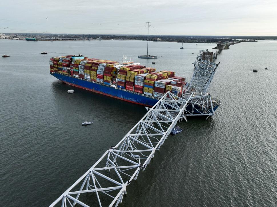 Căutări suspendate, după prăbușirea podului uriaș din Baltimore. Dispăruții sunt presupuși morți | Imaginile care arată amploarea dezastrului 894017