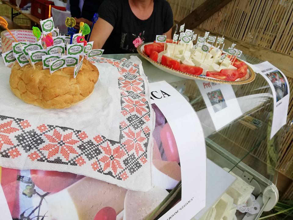 Satul din România unde fermierii fac cea mai gustoasă brânză, înregistrată la OSIM | Motivul pentru care preparatul are un gust unic 894055