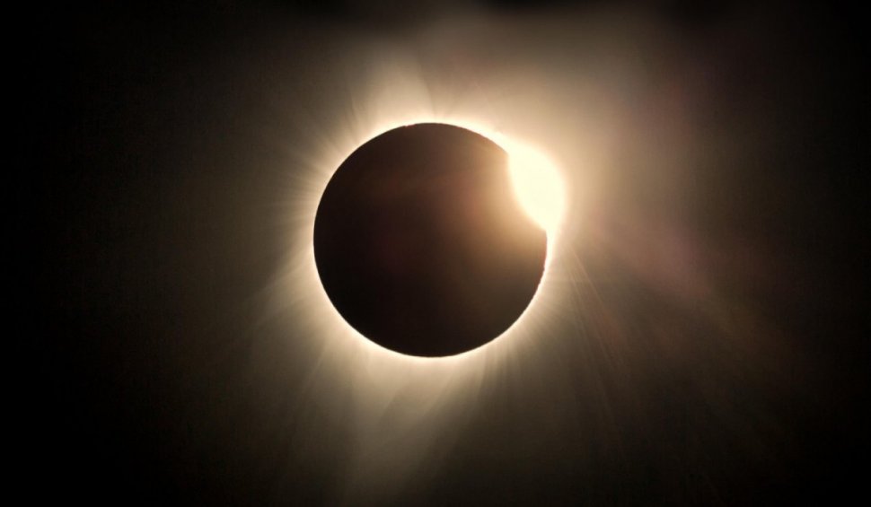 Eclipsă totală de Soare în 2024. Un milion de oameni s-ar putea aduna la Cascada Niagara pentru a vedea fenomenul