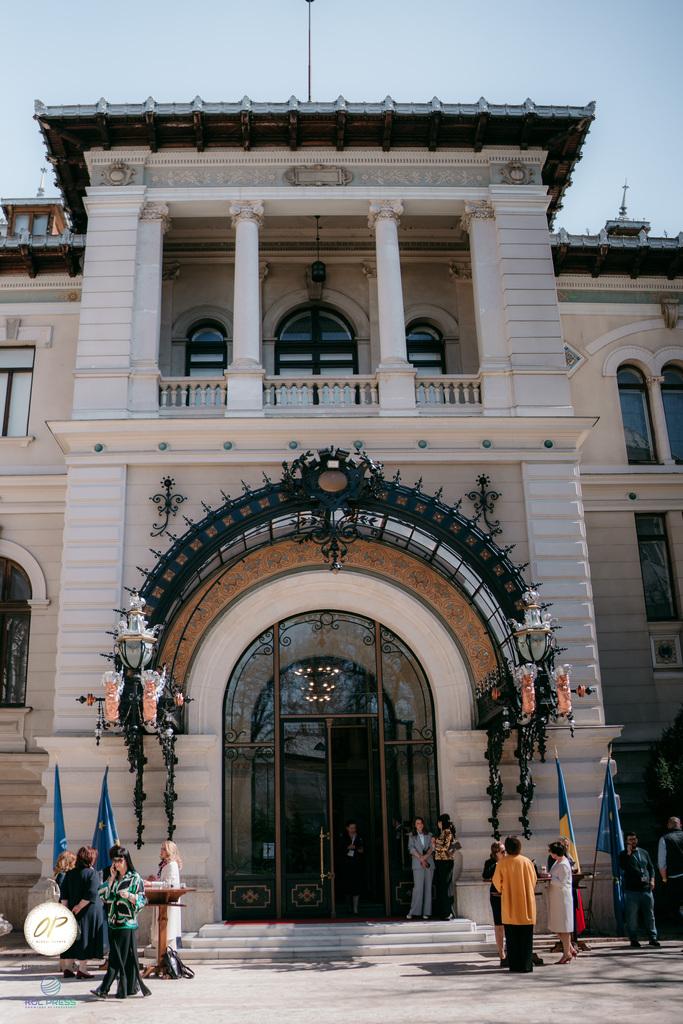 Female Empowerment Summit la a treia ediție | Kathleen Kavalec, Ambasadoarea SUA în România: “Diplomația necesită implicarea întregii societăți, mai ales a femeilor” 894567