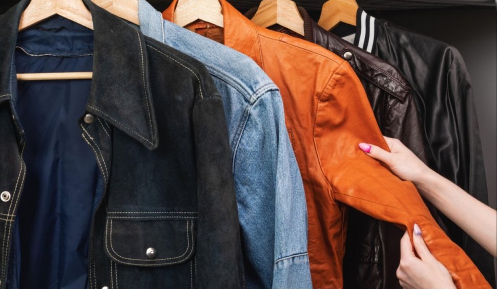 Thrifting, noul fenomen care i-a cucerit pe tinerii din România. Specialiștii explică schimbările majore în cumpărarea hainelor