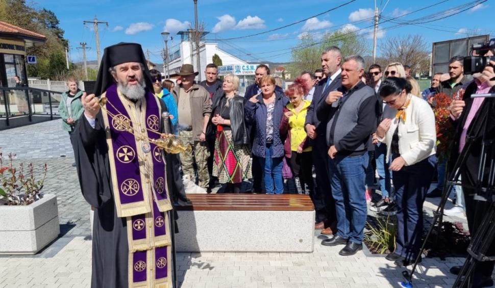 Oraşul din România în care a fost inaugurată o nouă telecabină. Preţul unei călătorii dus-întors 894606