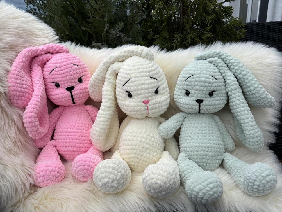 Povestea româncei din Sibiu care și-a deschis afacere cu o investiție de 100 de lei: "De când eram mică, mama m-a învățat" 894658