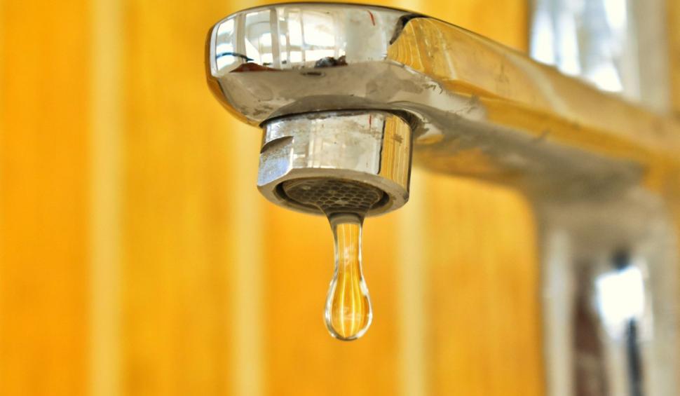 Termoenergetica anunţă că opreşte iar apa caldă şi căldura, cinci zile, în mai multe blocuri din Bucureşti | Sunt lucrări în sectoarele 2, 3 şi 5  894667