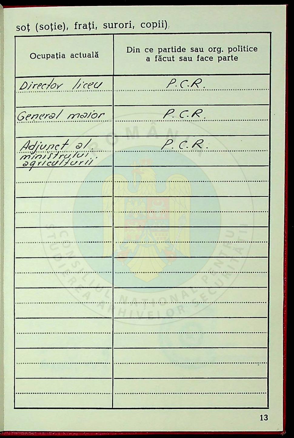 A fost publicat carnetul lui Nicolae Ceaușescu. Câte diplome de doctor avea | ”A fost ce-a vrut el” 895566