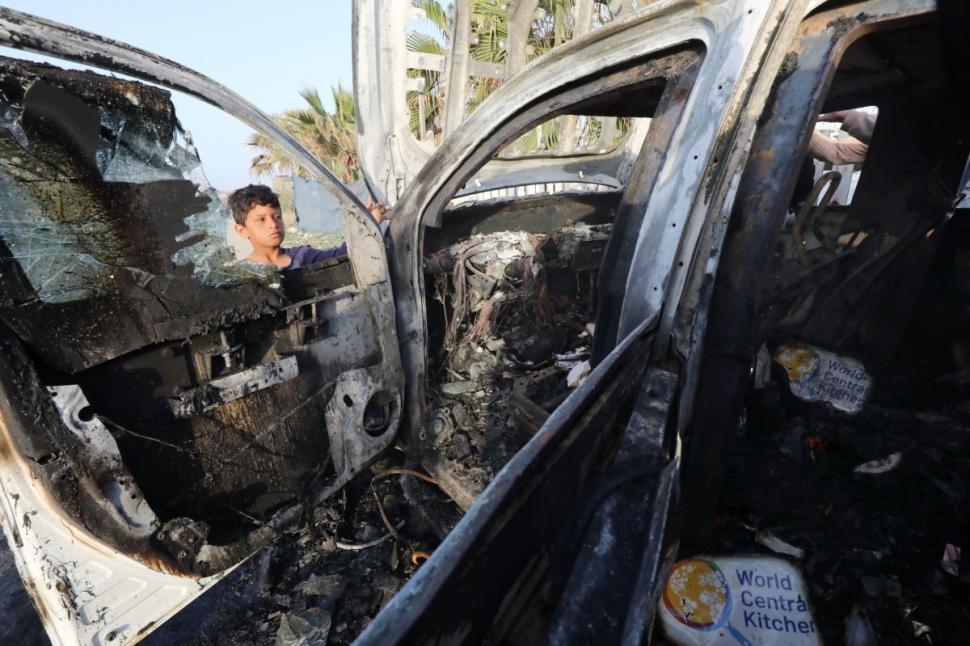 Israelul, în corzi după ce a ucis în Gaza lucrători umanitari din Marea Britanie, SUA, Canada, Australia și Polonia 895396