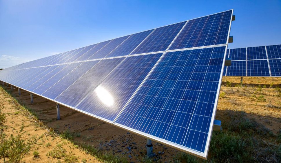 Un viitor parc fotovoltaic din România, investigat de Comisia Europeană