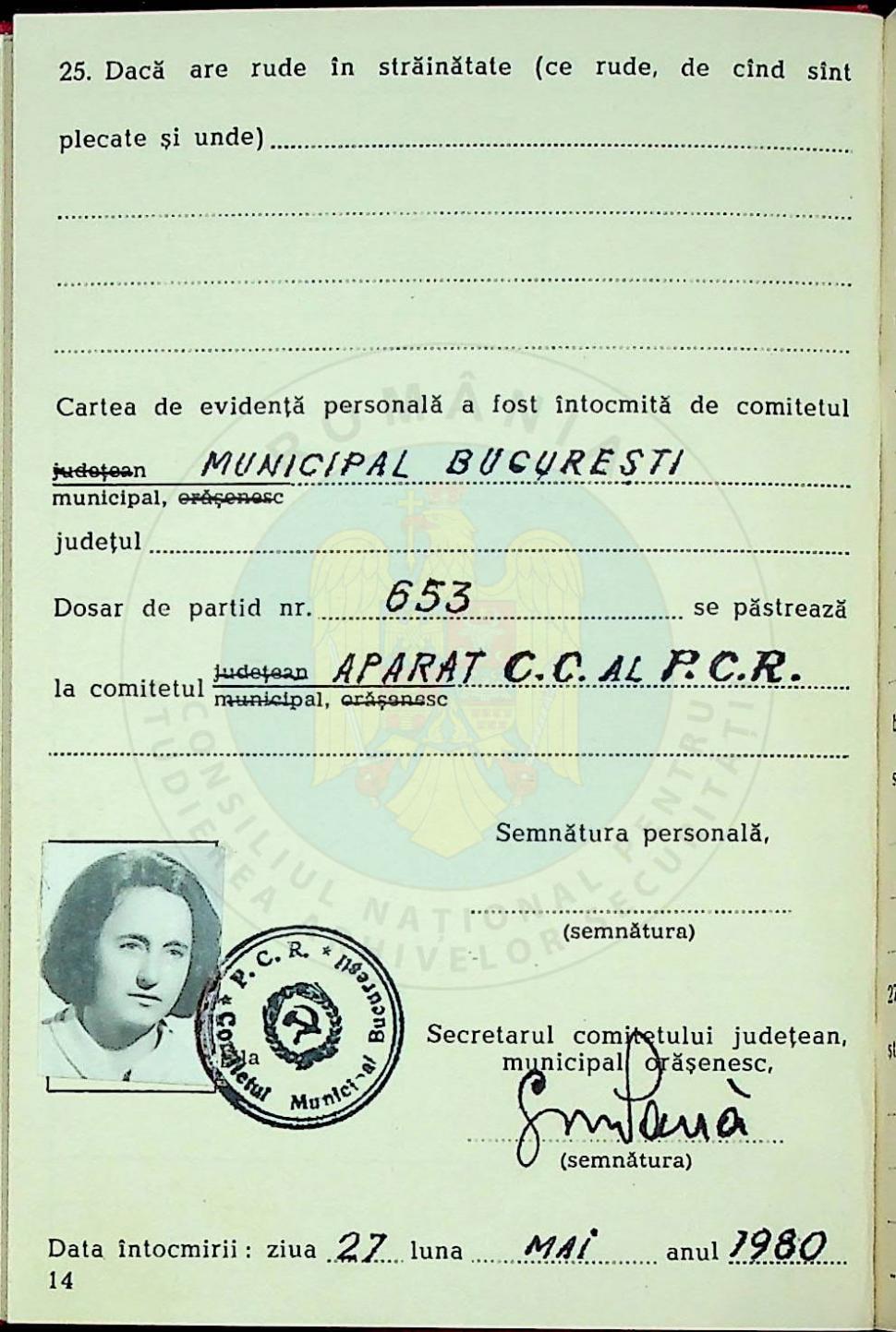 Imagini cu întâiul şi cel mai mare plagiat din istoria României. Cum a obţinut, de fapt, Elena Ceauşescu titlul de doctor inginer în chimie  895778