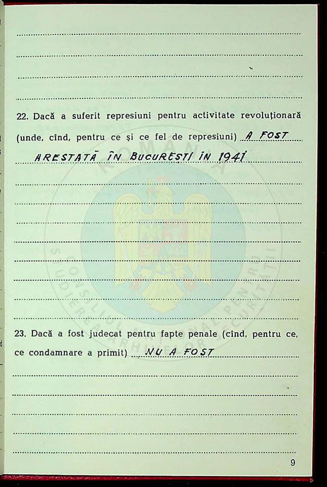 Imagini cu întâiul şi cel mai mare plagiat din istoria României. Cum a obţinut, de fapt, Elena Ceauşescu titlul de doctor inginer în chimie  895783