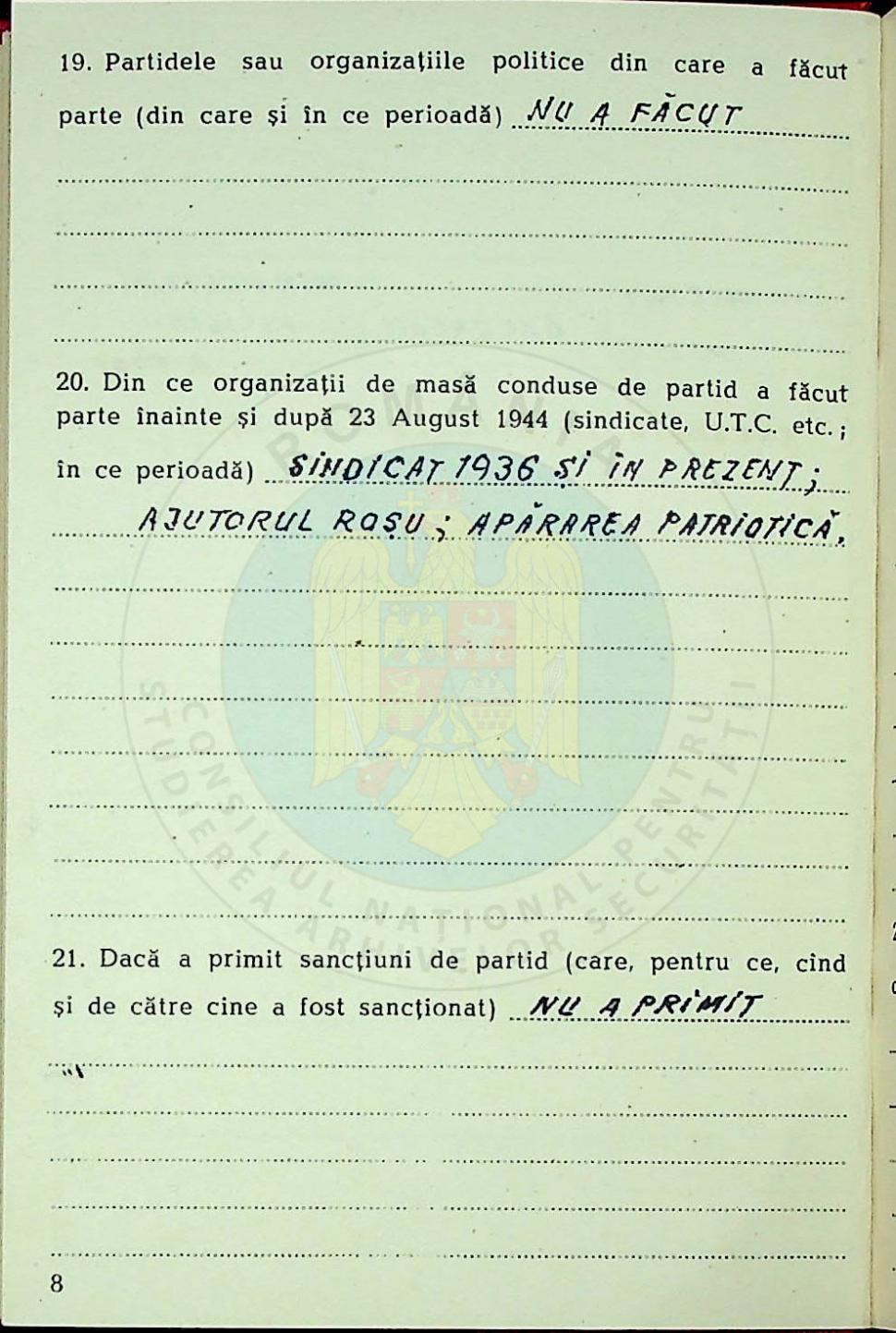 Imagini cu întâiul şi cel mai mare plagiat din istoria României. Cum a obţinut, de fapt, Elena Ceauşescu titlul de doctor inginer în chimie  895784