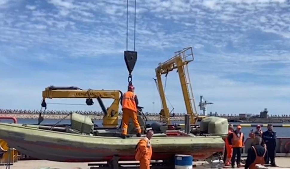 Alertă în Portul Midia: un obiect suspect a fost găsit pe barca recuperată din largul mării, în zona localității Tuzla. Autoritățile cred că este o dronă marină din Ucraina 895867