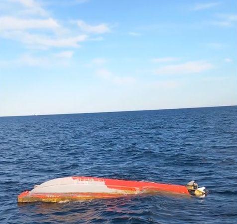 Alertă în Portul Midia: un obiect suspect a fost găsit pe barca recuperată din largul mării, în zona localității Tuzla. Autoritățile cred că este o dronă marină din Ucraina 895868