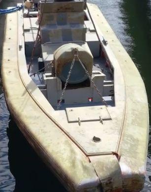 Alertă în Portul Midia: un obiect suspect a fost găsit pe barca recuperată din largul mării, în zona localității Tuzla. Autoritățile cred că este o dronă marină din Ucraina 895869