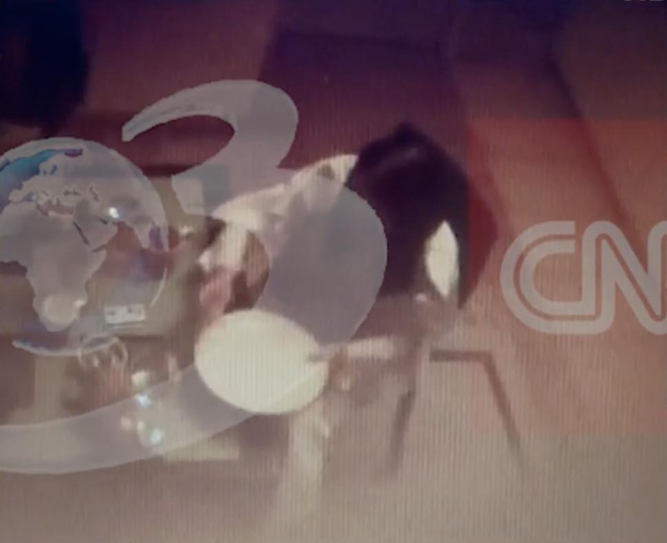 Judecătoarea filmată când se droga din farfurie cere să fie eliberată din arest. Motivul invocat la Curtea Supremă 896512