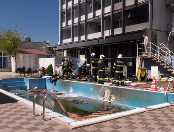 Incendiu puternic la hotel Parc din Mamaia | Pompierii intervin de urgenţă 896707