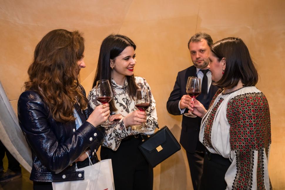 Jidvei alături de 2800 de vizitatori la vernisajul Brâncuși de la Paris. O premieră absolută 896973