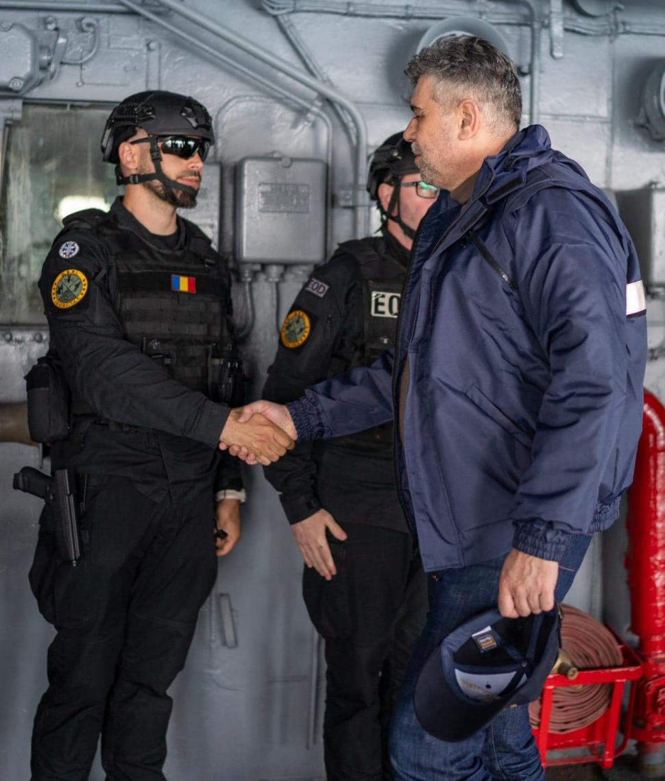 Marcel Ciolacu, la bordul Fregatei ”Regina Maria”, în timpul exercițiului multinațional ”Sea Shield 24”: ”Am fost impresionat. Sunteți un exemplu” 896988