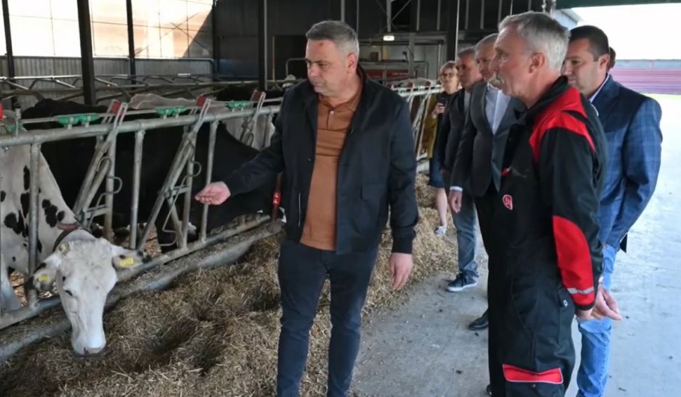 Florin Barbu, ministrul Agriculturii, vizită la Ferma Vîşcu din Diniaş: "Produce româneşte şi trăieşte româneşte!"