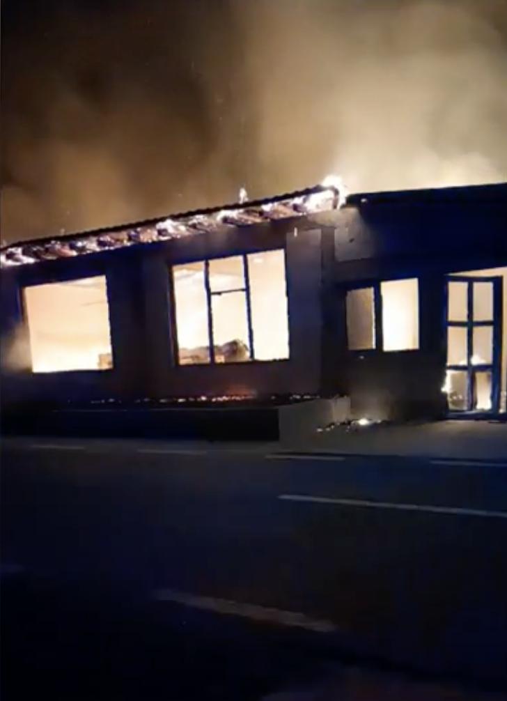 Descoperire macabră făcută de pompieri, după ce au fost chemați să stingă un incendiu devastator dintr-o locuință din Constanța 897672