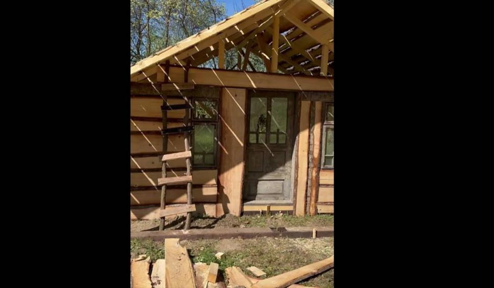 Aceasta este cabana în care Mihaela Bilic vrea să se mute până la Paște: "Nu am gaze, curent, apă. Îmi place mult" 898012