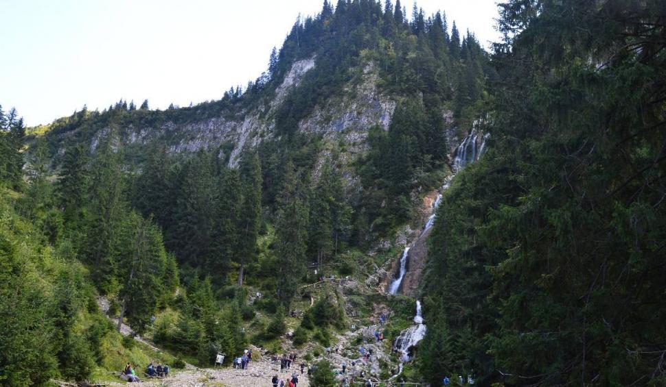 Cascada Cailor din Maramureș, un loc cu o legendă sângeroasă. Povestea tristă ascunsă în spatele numelui 898575