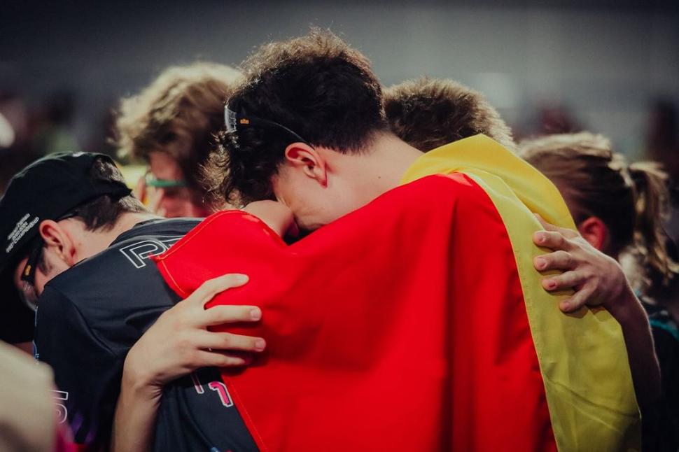 România, campioană mondială la robotică. Elevii din Focșani au câștigat finala competiției din SUA: "Viitorul chiar sună bine" 898565