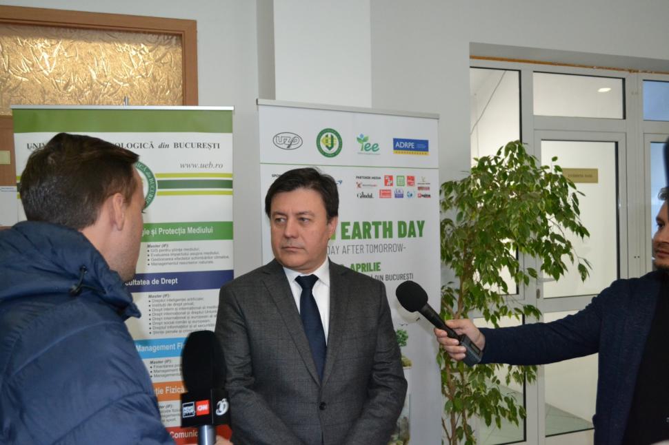 De Ziua Internațională a Pământului, Cristian Popescu Piedone cere tinerilor să contribuie la salvarea Planetei 898728