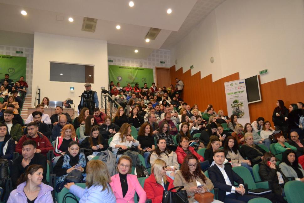 De Ziua Internațională a Pământului, Cristian Popescu Piedone cere tinerilor să contribuie la salvarea Planetei 898729