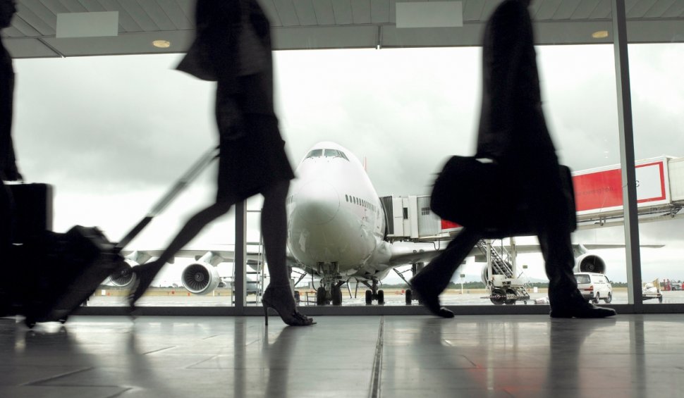 MAE, atenţionare de călătorie pentru Franţa: Controlorii de trafic aerian intră in grevă