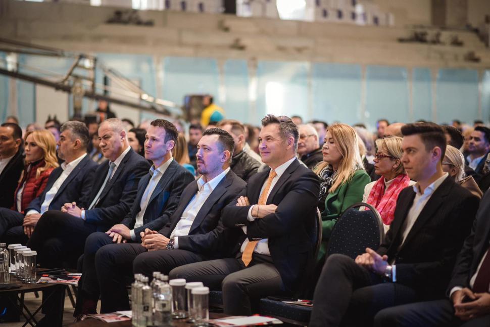 Ionuț Stroe, la lansarea candidaturii lui Daniel Băluță: ”Sunt convins că va obține din nou votul cetățenilor” 899132