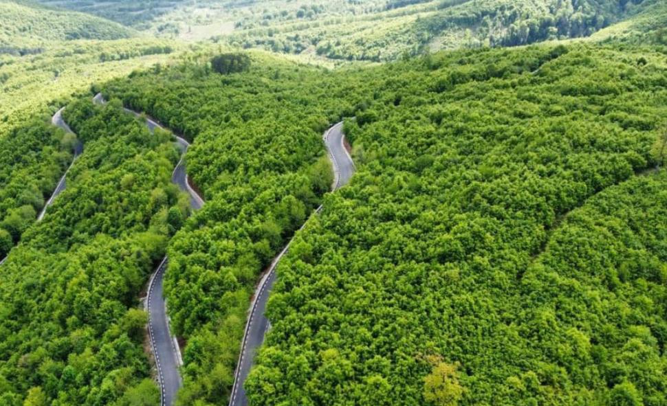 Imagini spectaculoase cu primul lot din Transapuseana! E cea mai mare investiţie pe un drum judeţean din România 899532